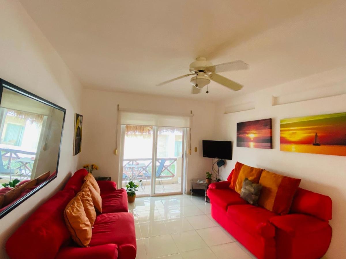Playa Mamita Old Style Seaview Penthouse For 4 Apartamento Playa del Carmen